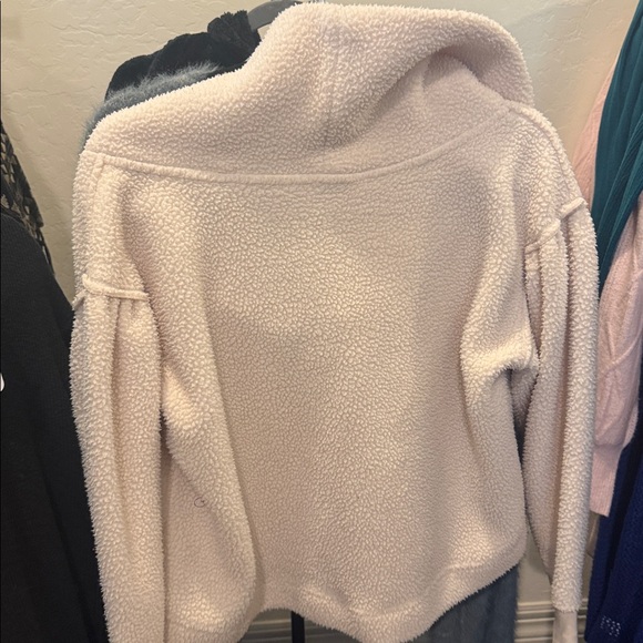 NWOT Free People Fleece Champagne Dreams Poppy Cropped Sweatshirt - Picture 5 of 5